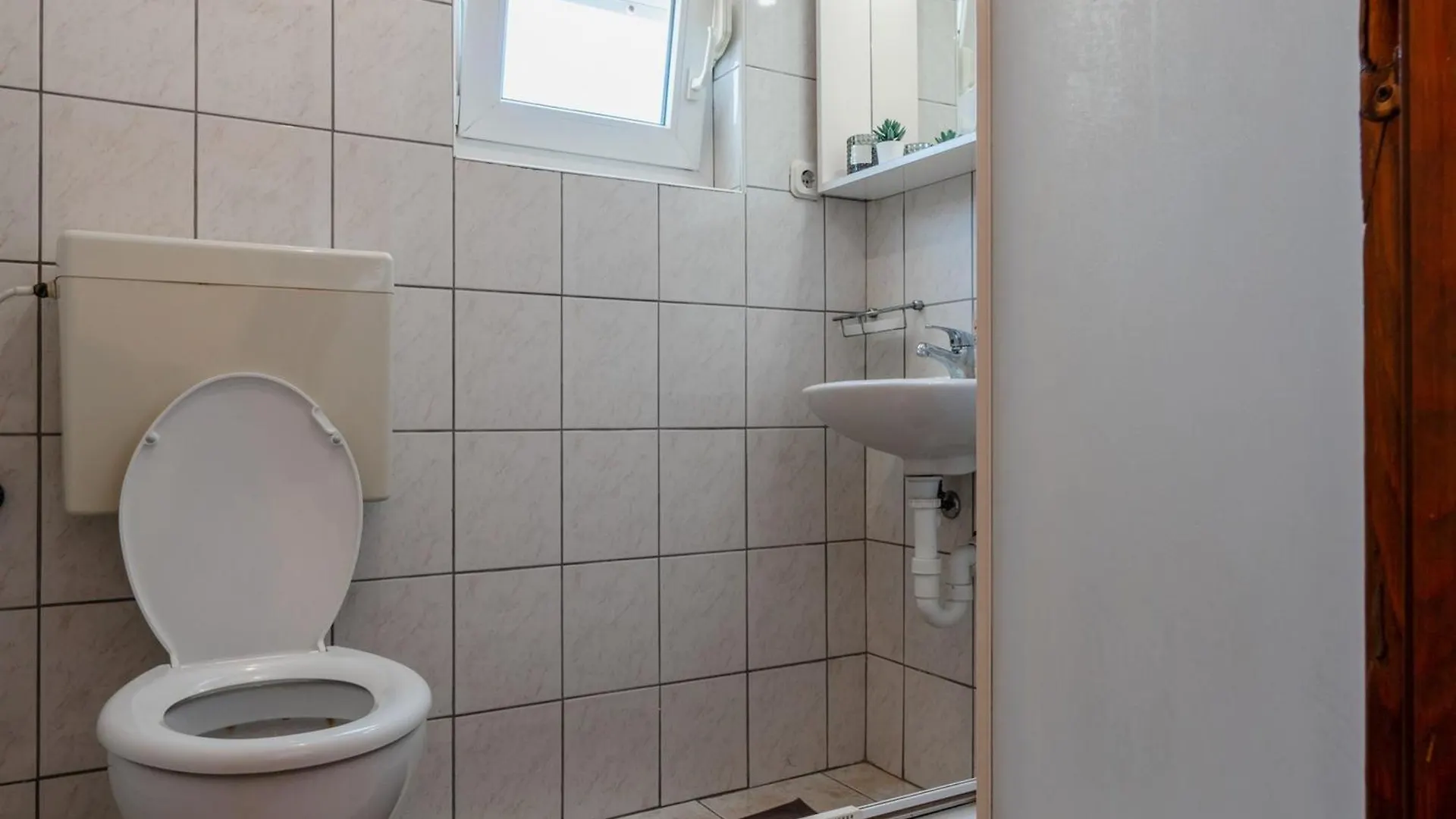 Apartments Ivancevic Vir Croatia