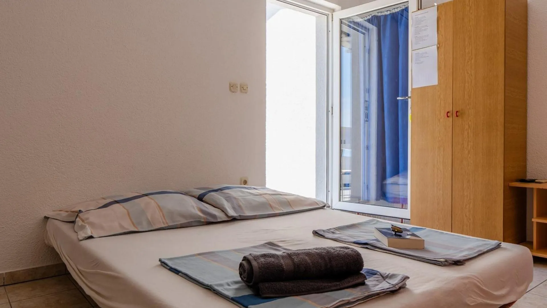 Apartments Ivancevic Vir