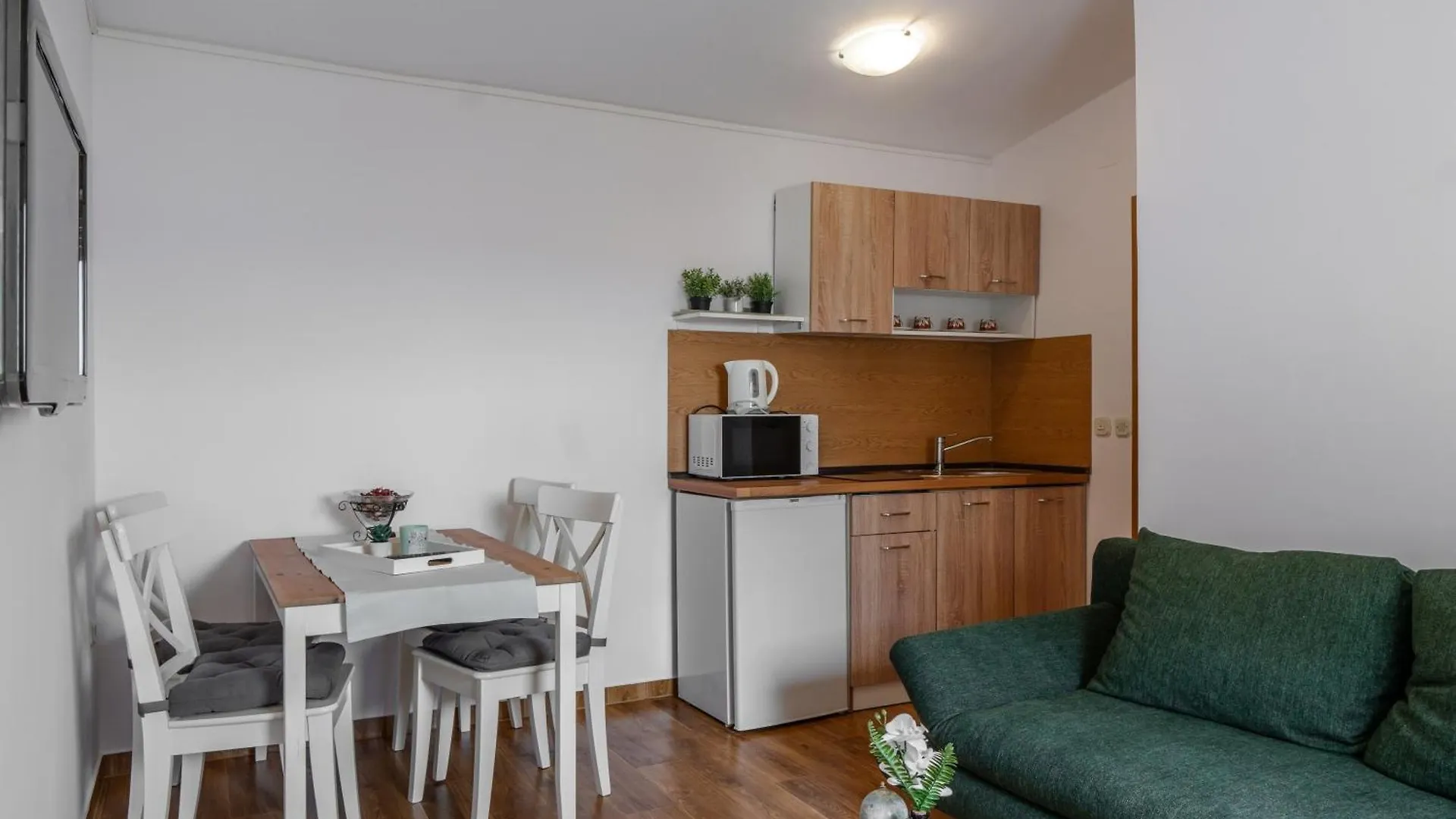 Apartments Ivancevic Vir