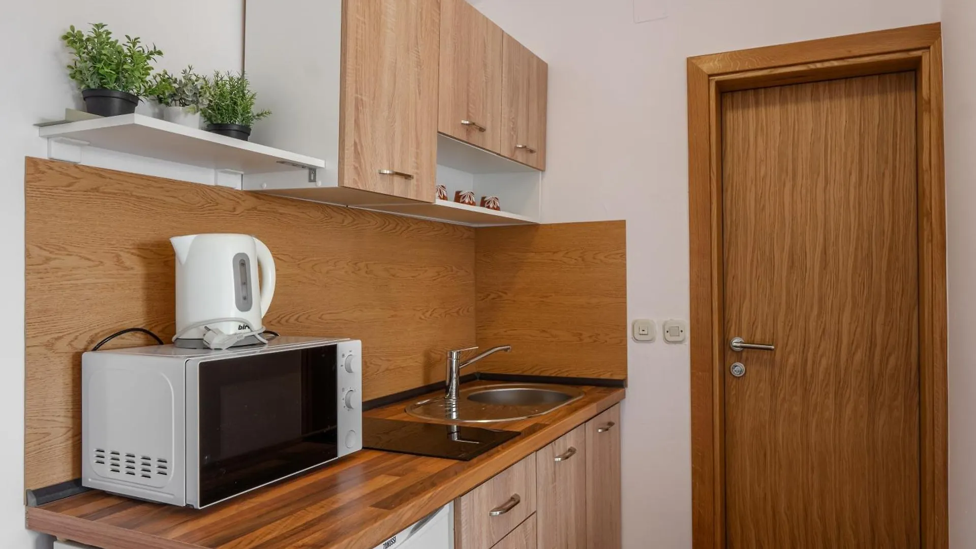 Apartments Ivancevic Vir Croatia