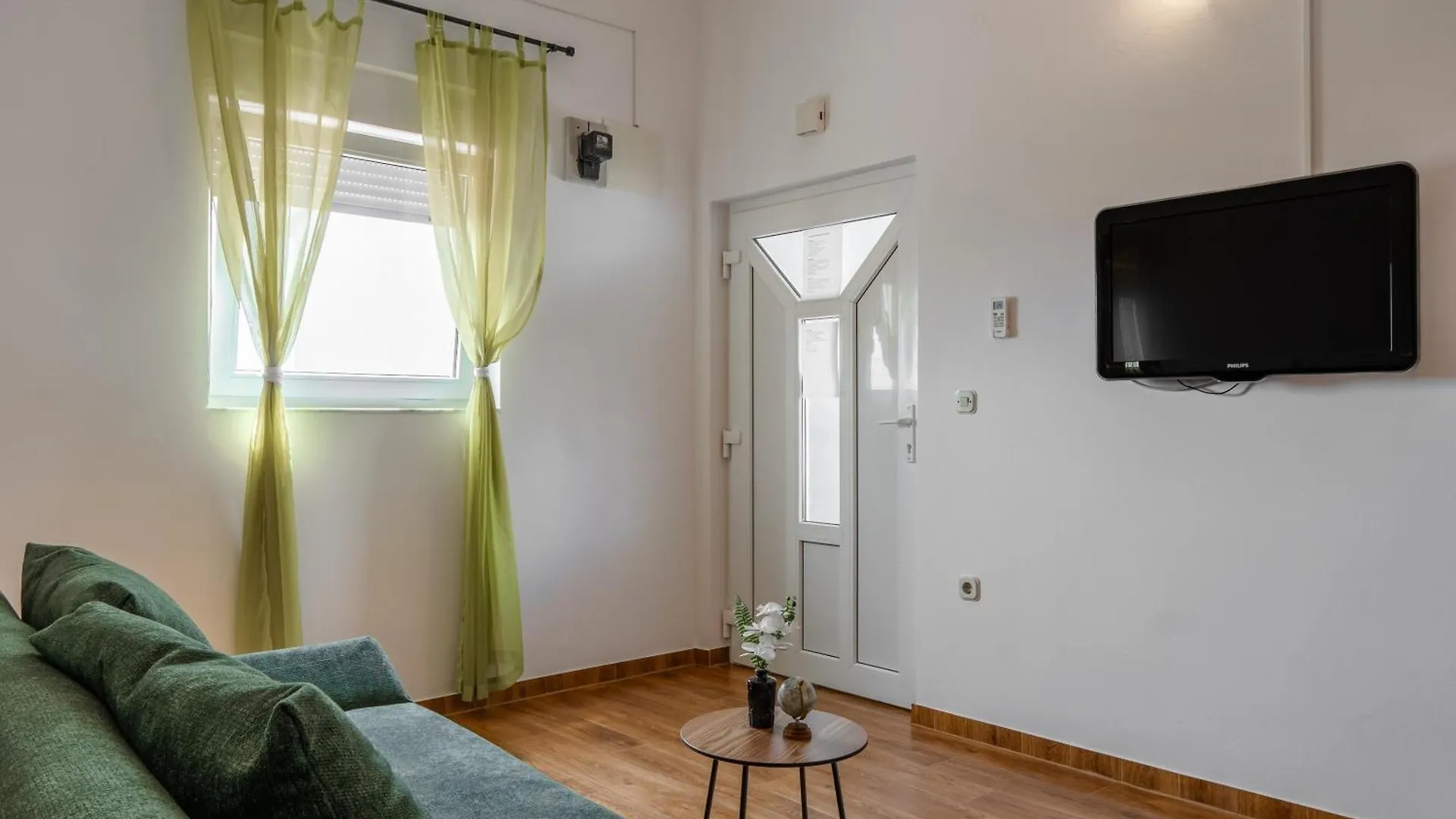 Apartments Ivancevic Vir