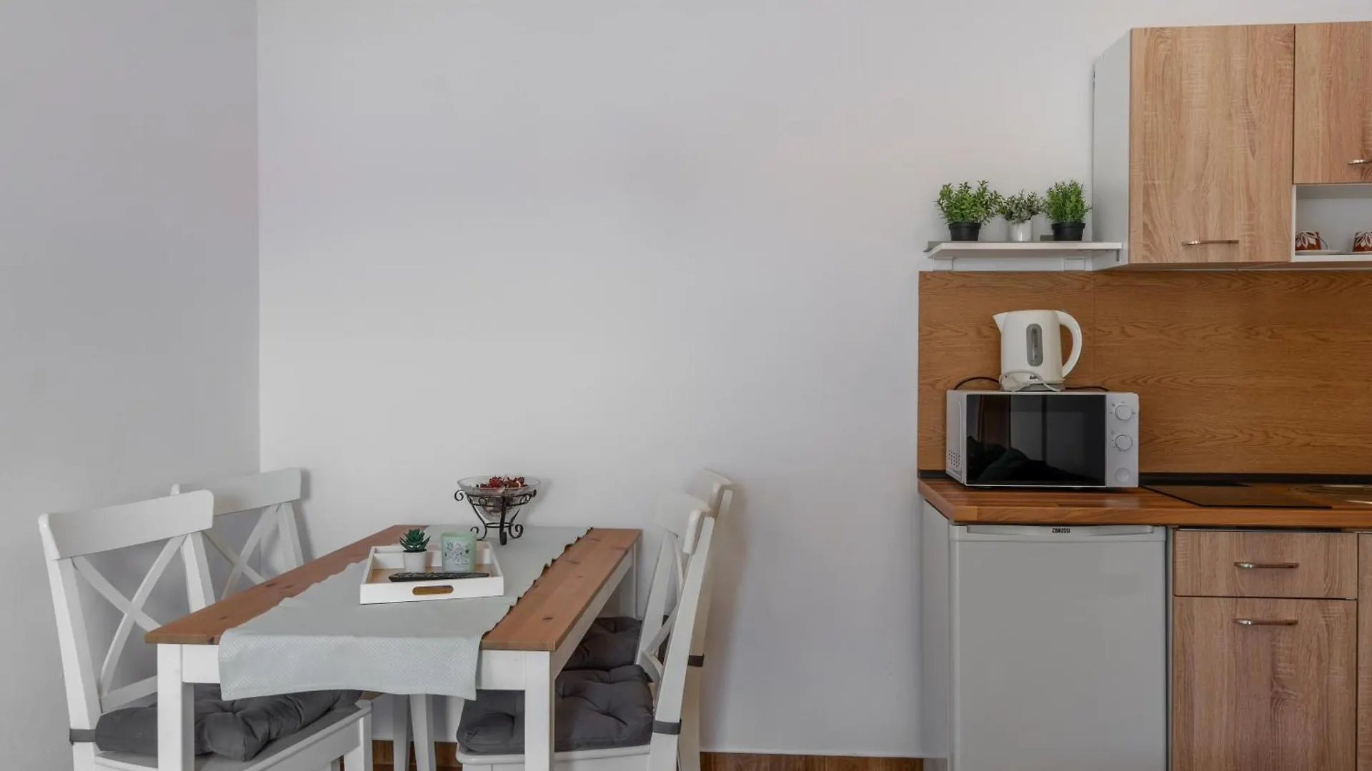 Apartments Ivancevic Vir