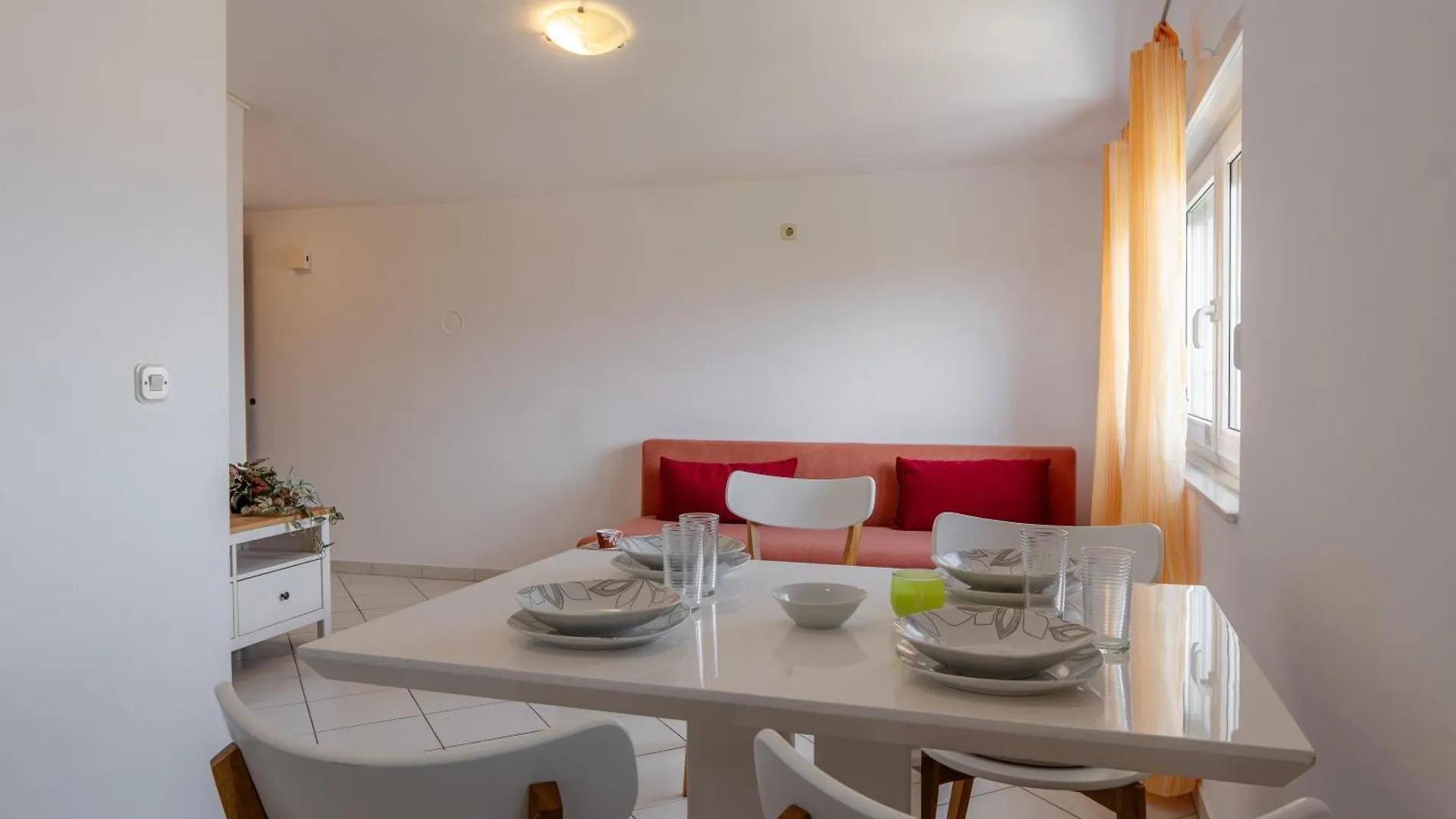 Apartments Ivancevic Vir