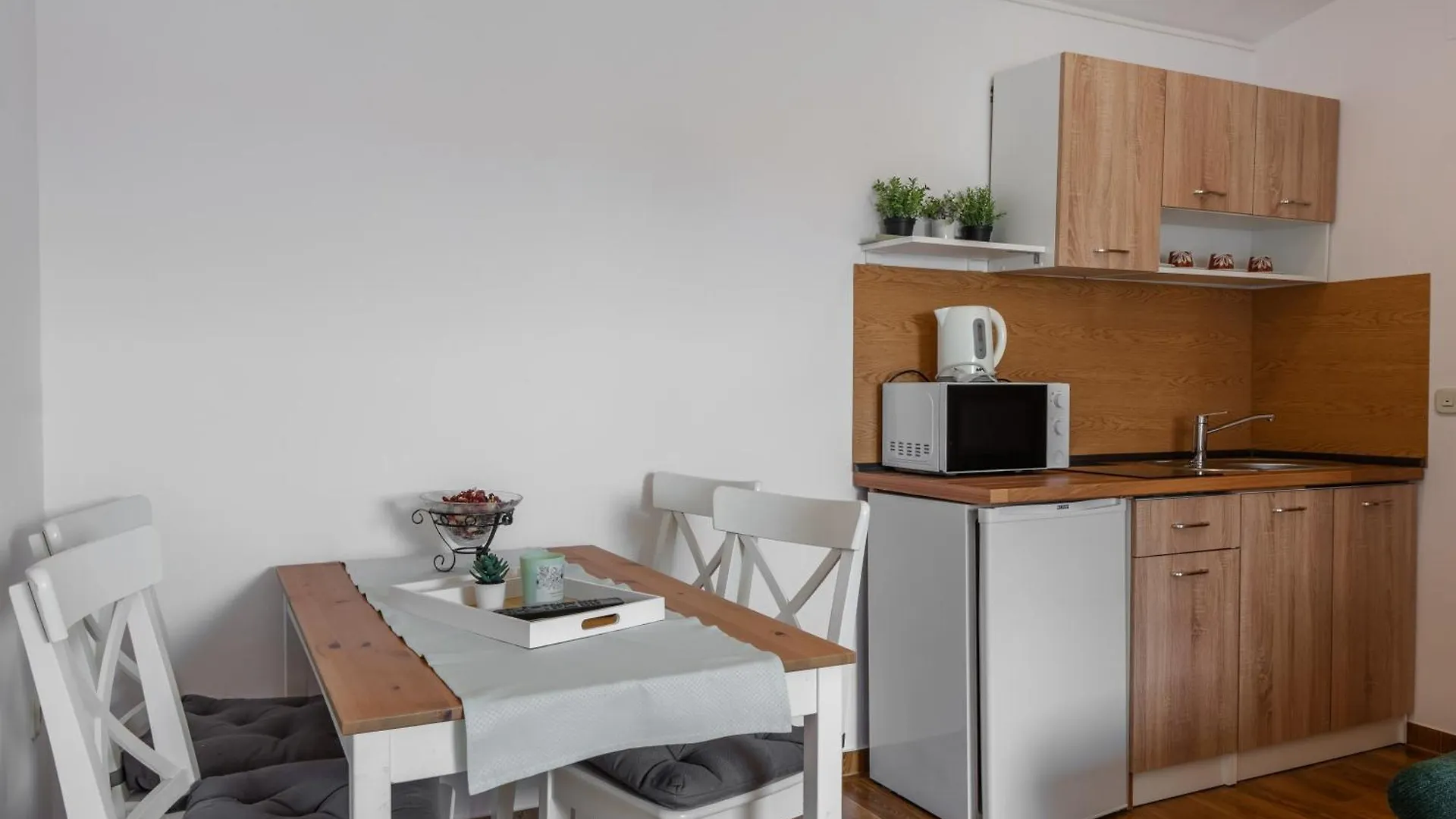 Apartments Ivancevic Vir Croatia