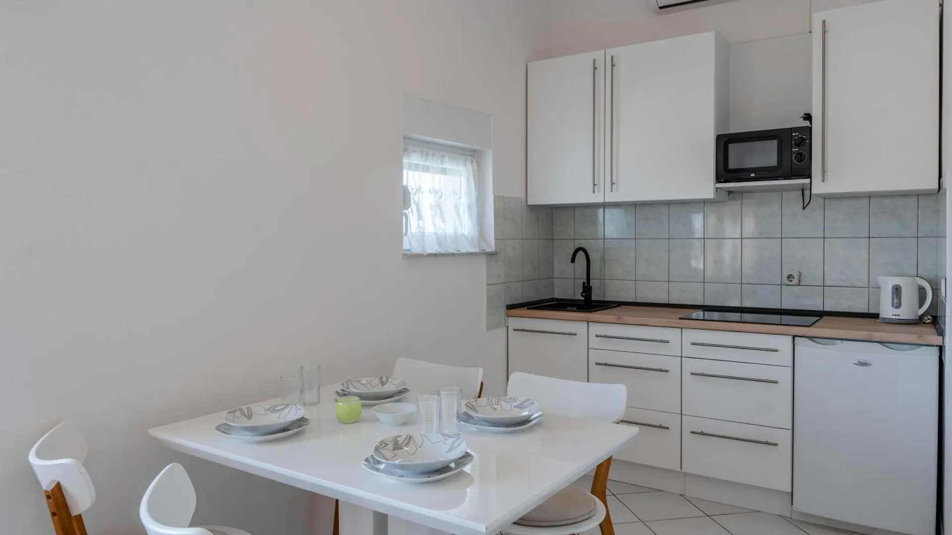Apartments Ivancevic Vir